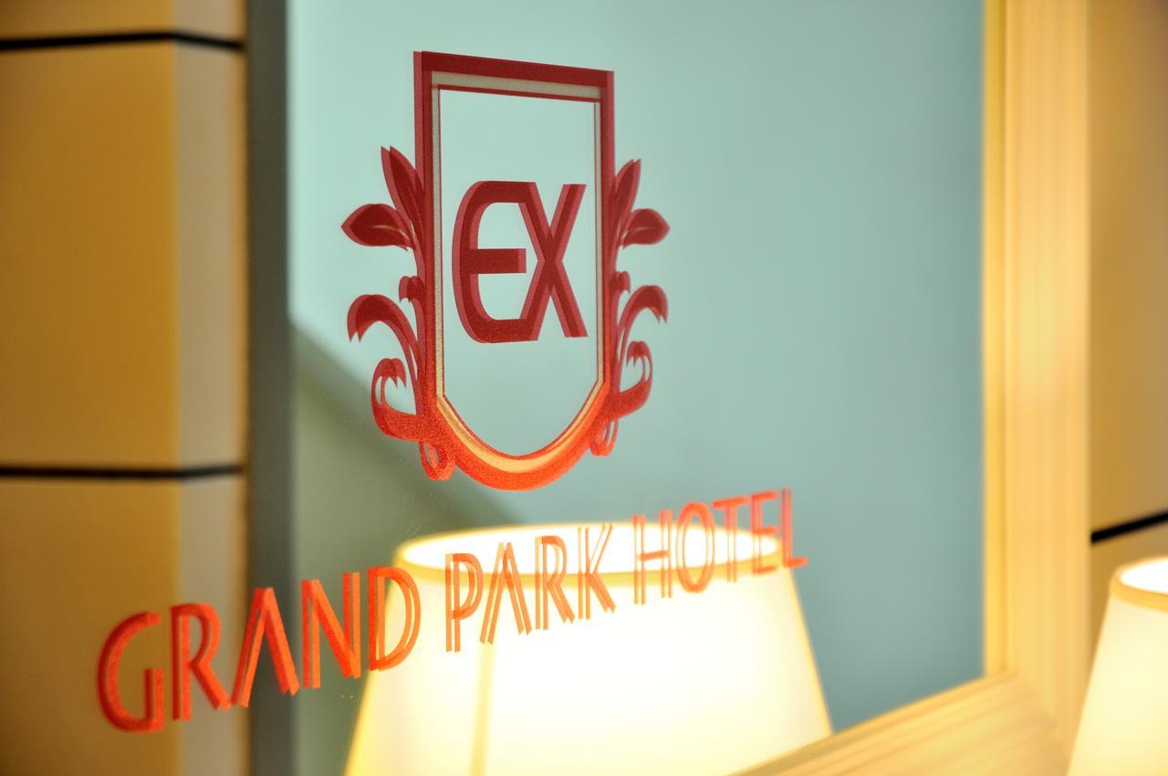 Grand Park Hotel Excel קיסראזו מראה חיצוני תמונה